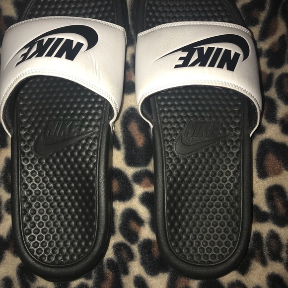 Nike slides - Picture 2 of 3